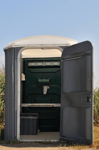 Portable Toilet Options We Offer in Needles, CA